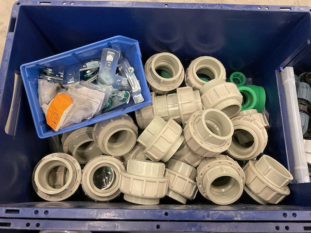 Partij installatiemateriaal - afbeelding 5 van  5