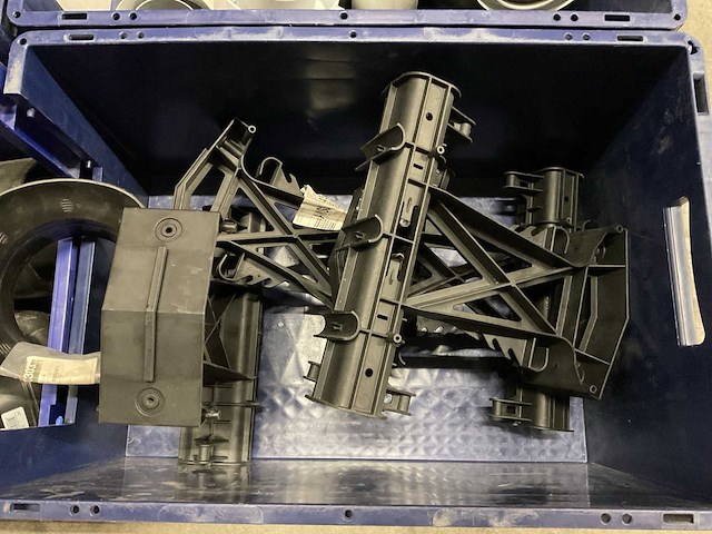 Partij installatiemateriaal - afbeelding 2 van  5