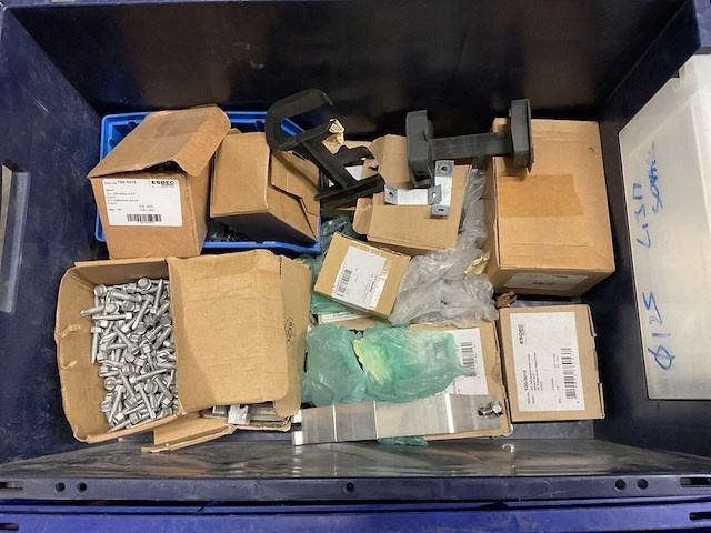 Partij installatiemateriaal - afbeelding 4 van  5