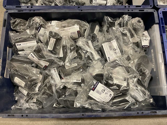 Partij installatiemateriaal - afbeelding 10 van  11