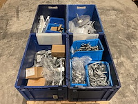 Partij installatiemateriaal - afbeelding 1 van  6