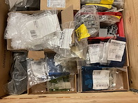 Partij installatiemateriaal - afbeelding 4 van  9