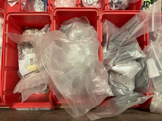 Partij installatiemateriaal - afbeelding 8 van  9