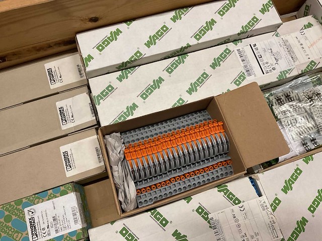 Partij installatiemateriaal - afbeelding 5 van  7