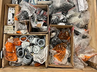 Partij installatiemateriaal - afbeelding 7 van  14