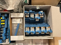 Partij installatiemateriaal - afbeelding 14 van  14