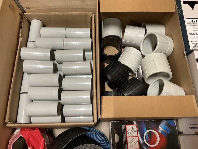 Partij installatiemateriaal - afbeelding 3 van  11