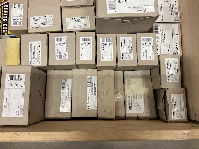 Partij installatiemateriaal - afbeelding 6 van  11