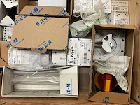 Partij installatiemateriaal - afbeelding 4 van  12