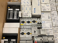 Partij installatiemateriaal - afbeelding 9 van  12