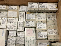 Partij installatiemateriaal - afbeelding 11 van  12