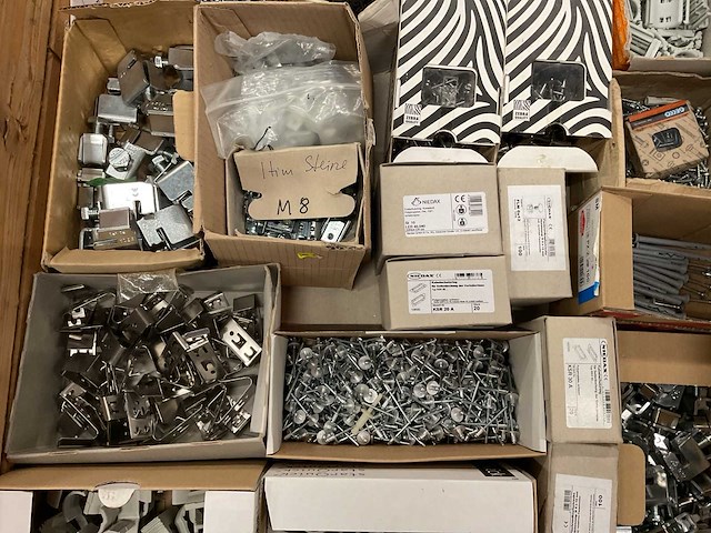 Partij installatiemateriaal - afbeelding 7 van  9