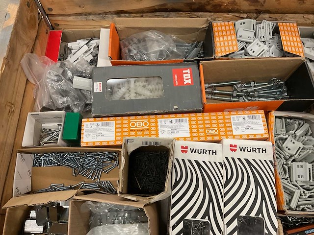 Partij installatiemateriaal - afbeelding 8 van  9