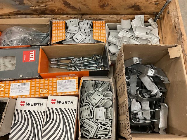 Partij installatiemateriaal - afbeelding 9 van  9