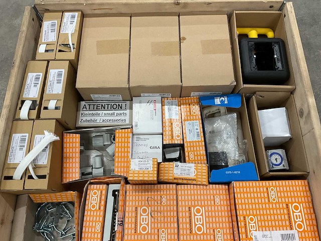 Partij installatiemateriaal - afbeelding 5 van  11