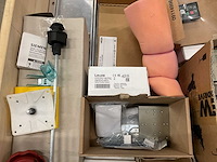 Partij installatiemateriaal - afbeelding 10 van  10