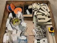 Partij installatiemateriaal - afbeelding 2 van  8