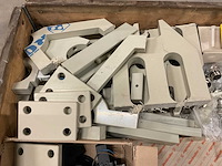 Partij installatiemateriaal - afbeelding 8 van  8