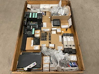 Partij installatiemateriaal - afbeelding 1 van  11