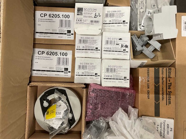 Partij installatiemateriaal - afbeelding 7 van  10