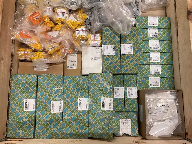 Partij installatiemateriaal - afbeelding 3 van  10