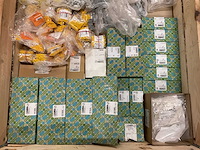 Partij installatiemateriaal - afbeelding 3 van  10