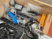 Partij installatiemateriaal - afbeelding 2 van  11