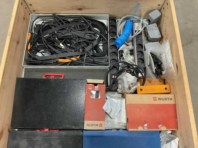 Partij installatiemateriaal - afbeelding 5 van  11