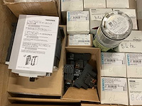 Partij installatiemateriaal - afbeelding 2 van  16