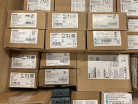 Partij installatiemateriaal - afbeelding 5 van  16