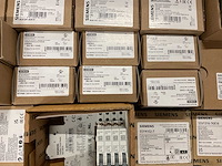 Partij installatiemateriaal - afbeelding 6 van  16