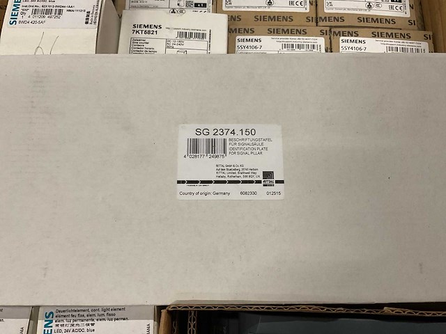 Partij installatiemateriaal - afbeelding 15 van  16