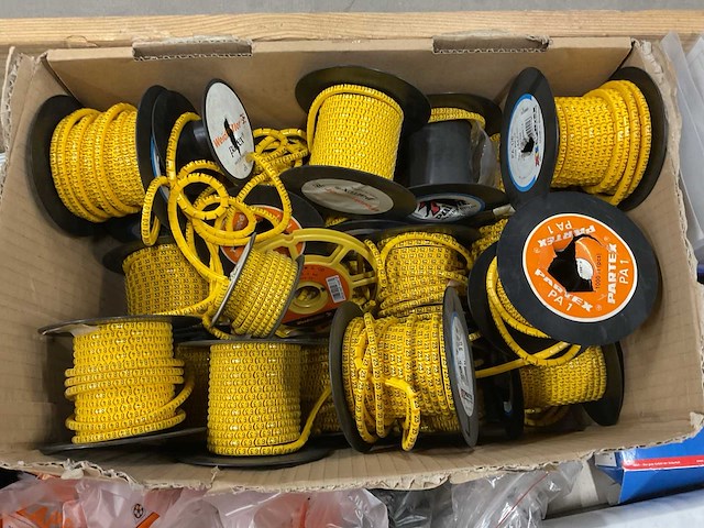 Partij installatiemateriaal - afbeelding 6 van  9