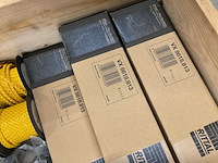 Partij installatiemateriaal - afbeelding 9 van  9