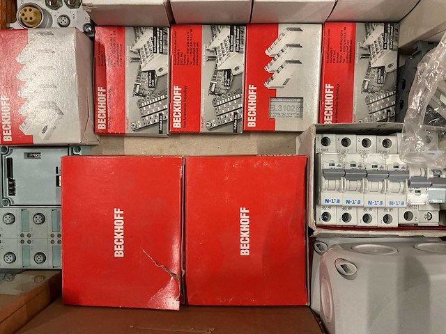 Partij installatiemateriaal - afbeelding 3 van  13