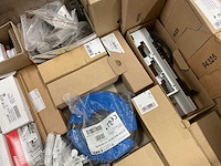 Partij installatiemateriaal - afbeelding 10 van  13