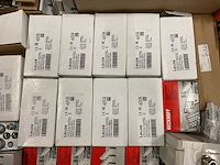 Partij installatiemateriaal - afbeelding 13 van  13