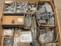 Partij installatiemateriaal - afbeelding 5 van  11