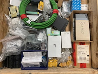 Partij installatiemateriaal - afbeelding 5 van  12