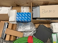 Partij installatiemateriaal - afbeelding 10 van  12