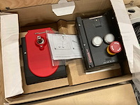 Partij installatiemateriaal - afbeelding 12 van  12