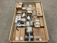 Partij installatiemateriaal - afbeelding 1 van  10