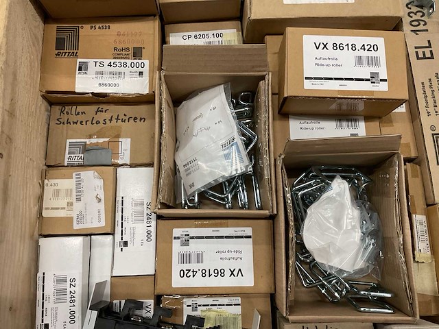 Partij installatiemateriaal - afbeelding 8 van  10