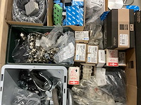 Partij installatiemateriaal - afbeelding 5 van  9