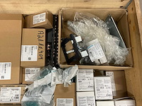 Partij installatiemateriaal - afbeelding 3 van  9