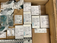 Partij installatiemateriaal - afbeelding 4 van  9