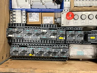 Partij installatiemateriaal - afbeelding 8 van  9