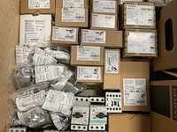 Partij installatiemateriaal - afbeelding 10 van  13