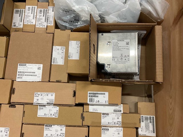 Partij installatiemateriaal - afbeelding 7 van  11