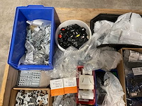 Partij installatiemateriaal - afbeelding 9 van  9